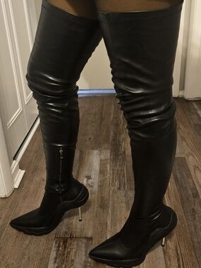 Akira/Azalea Wang, Black Over-the-Knee Pointed Stiletto Boots Size 9